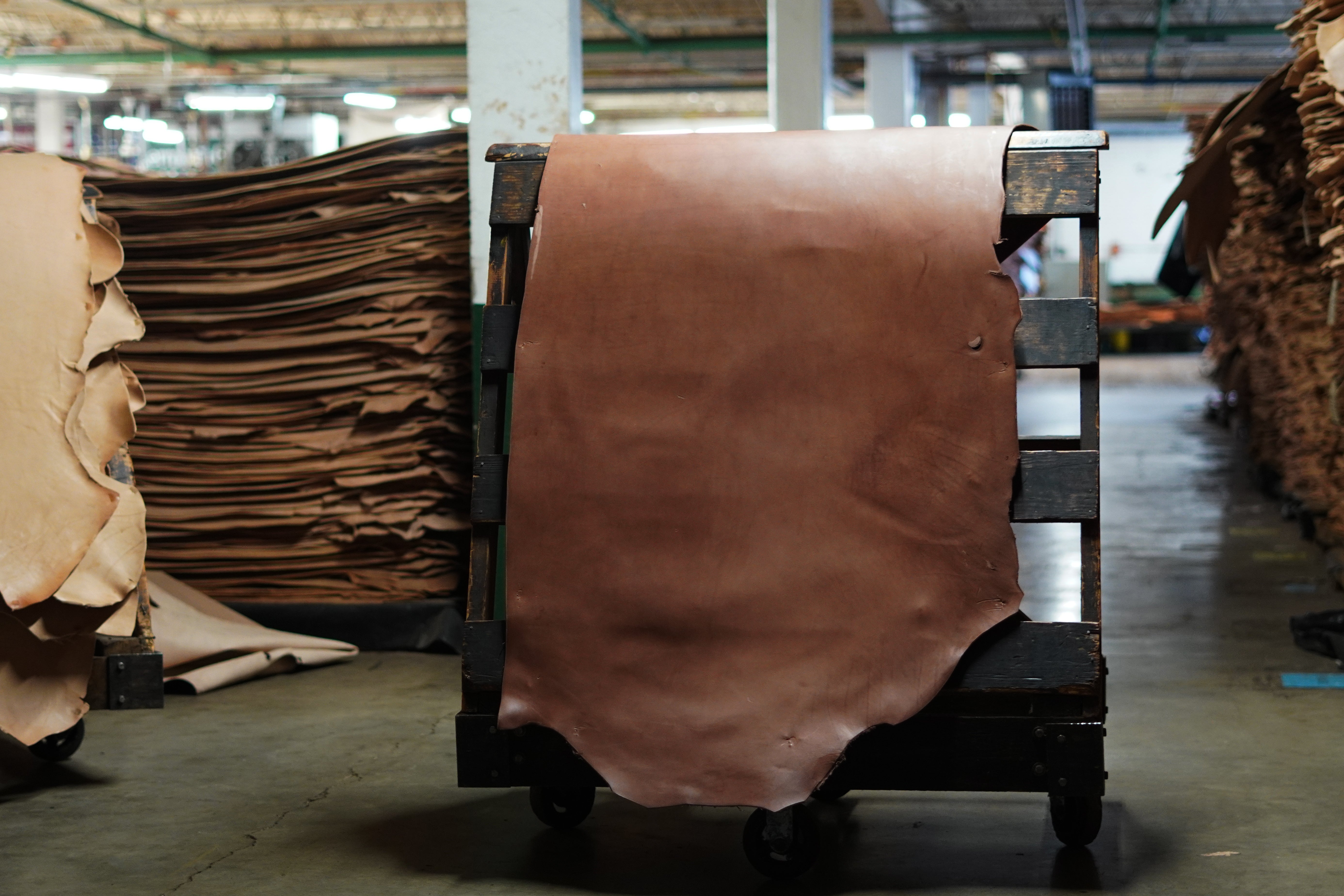 Drum-Dyed Skirting Leather
